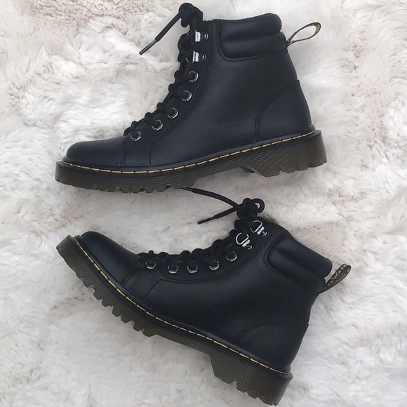Dr. Martens Faora leather black boot NWOT - Picture 14 of 16